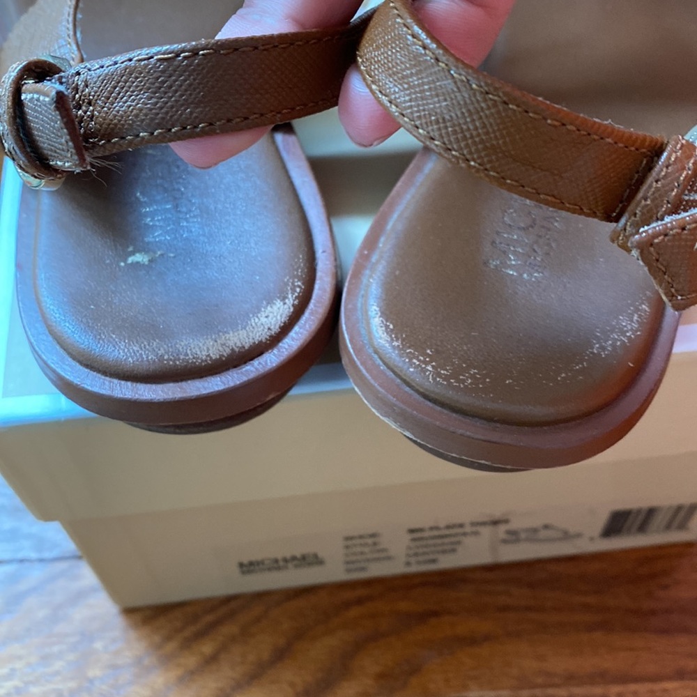 Michael Kors Plate Thong Sandals (Size 5.5) - Picture 6 of 6